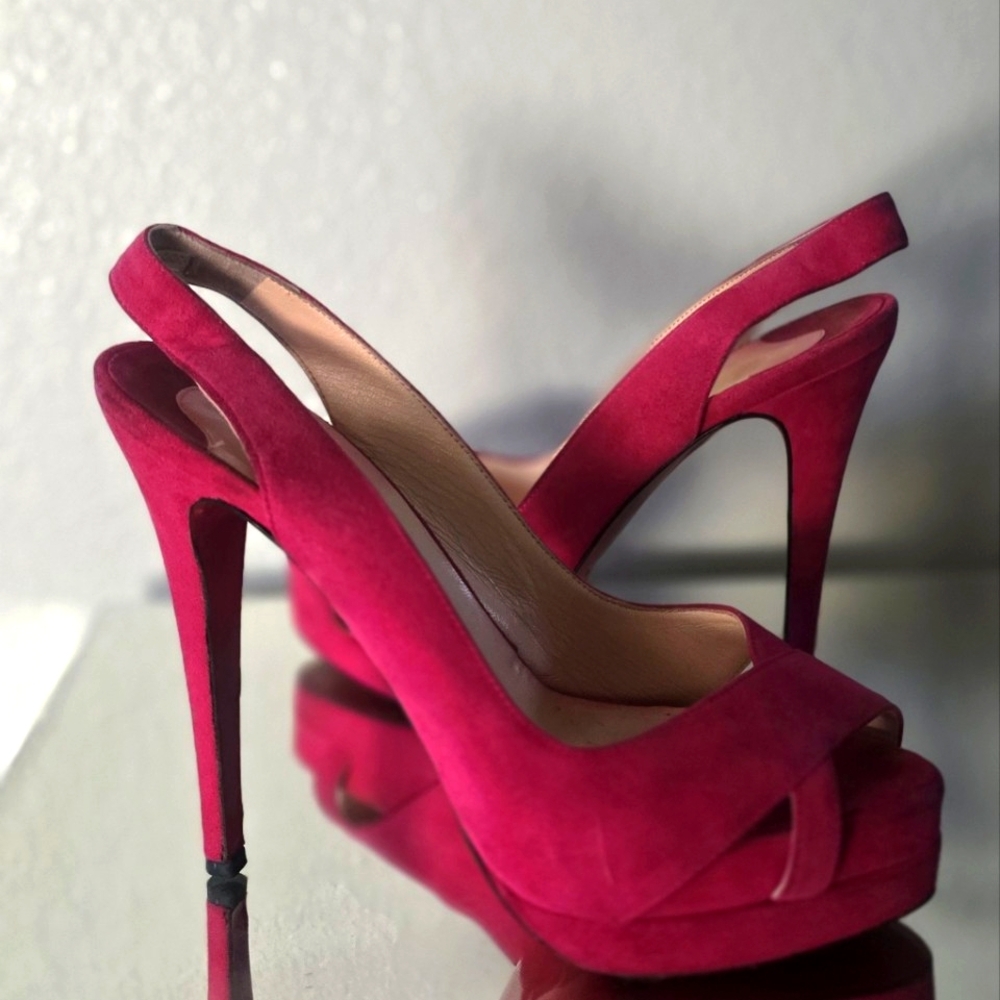 AUTHENTIC Christian Louboutin Heels